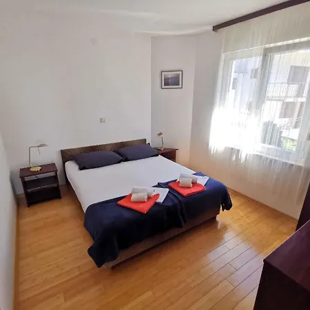 Appartement In 13938 Selce